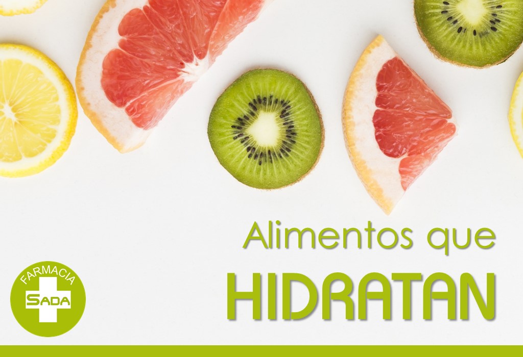 Los alimentos que mejor hidratan en verano (y no son solo el agua)